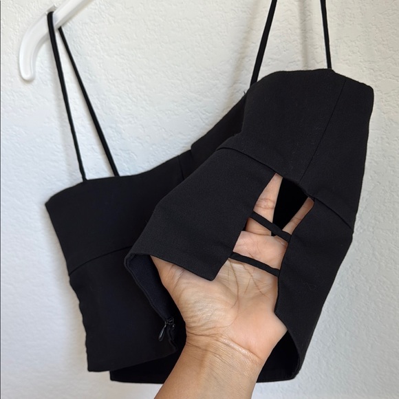 Zara Black Sleeveless Fitted Crop Camisole - Picture 8 of 9